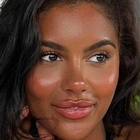 aaliyahceilia Nøgen
