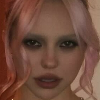 Adela Jergova Nøgen