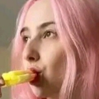 Adelaide saywell Nøgen