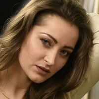 akadanidaniels Nøgen