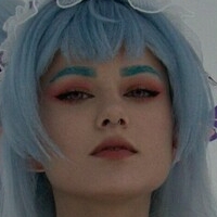 aleksa.ndria_cosfree Nøgen