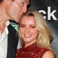 Ali Williams Nøgen