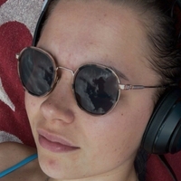 alisa_mach Nøgen