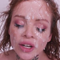 Aliya Brynn Nøgen