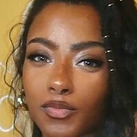 aliyawill Nøgen