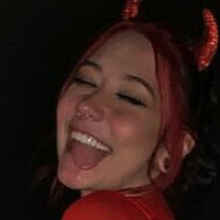 Allie Irvin Nøgen