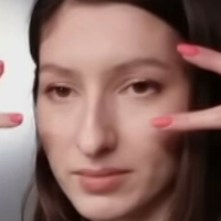 Aloona Larionova Nøgen