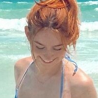 Ana Saia Nøgen