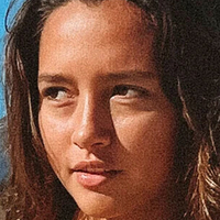 Anabel Carriker-Figueroa / @anabelslife Nøgen