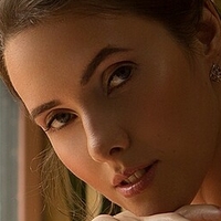 Anastasia Mayer Nøgen