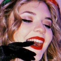 Aninha Queen Nøgen