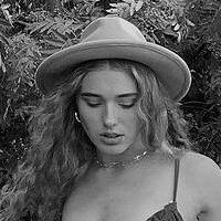 Annaliisahakala Nøgen