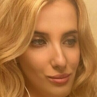 anniechloesworld Nøgen