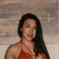April Nicol Nøgen
