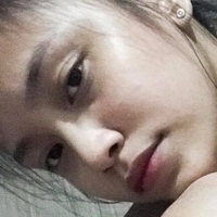 Arisa Hui Nøgen
