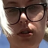 art.on.elm.street Nøgen