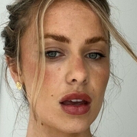 Ashling Lorger Nøgen