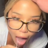 BabyAkira Nøgen