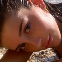 Bella Azzata Nøgen