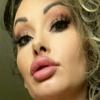 bombshelldezfree Nøgen