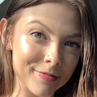 Brynn Paisley Nøgen