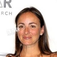 Camila Raznovich Nøgen