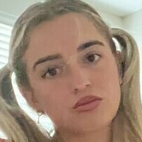 Casey Niles Nøgen