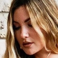 Cassandre Davis Nøgen