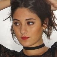 Charo Oubiña Nøgen
