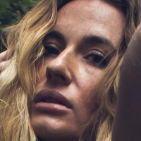 Chloe Maddin Nøgen