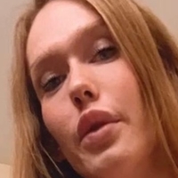 Crystal Thayer Nøgen