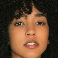 Curlswithv Nøgen