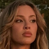 Daisy Keech Nøgen