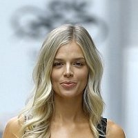 Danielle Knudson Nøgen