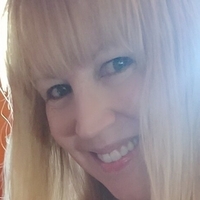 Debbie Nøgen