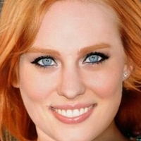 Deborah Woll Nøgen