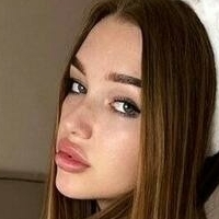Diana Tsymbal Nøgen