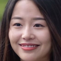 Echo Yue Nøgen