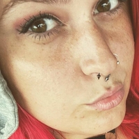 eisheth.zenunim Nøgen