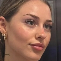 Elianabajrami Nøgen