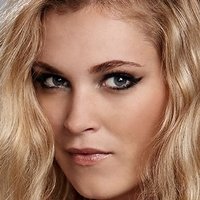 Eliza Taylor-Cotter Nøgen
