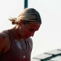 Elizabeth Clay Nøgen