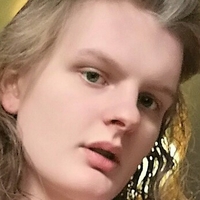 Elle Skye Nøgen