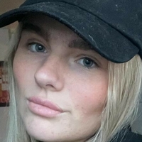 Ellis Lunt Nøgen