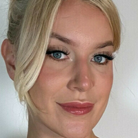 Emily Brooke Nøgen
