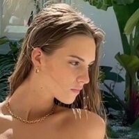 Emily Feld - Fakes Nøgen