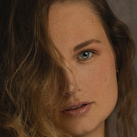 Emily River Nøgen