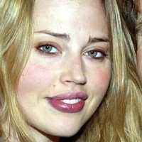 Estella Warren Nøgen