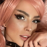 freyasha Nøgen