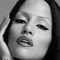 Gabbrielle Bechtel Nøgen